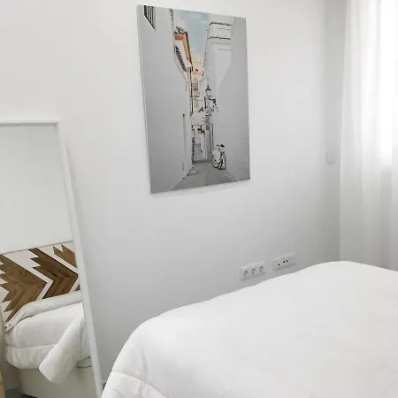 Casita Cerca De La Playa Decorada Con *